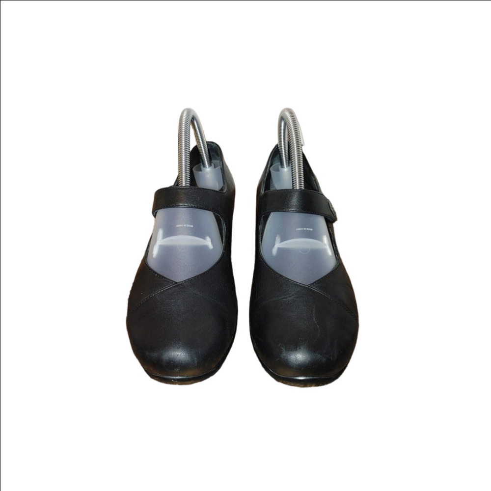 Dansko Mary Janes Size 37